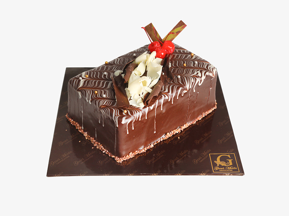 RICH DARK CHOCOLATE CAKE, 1 KG